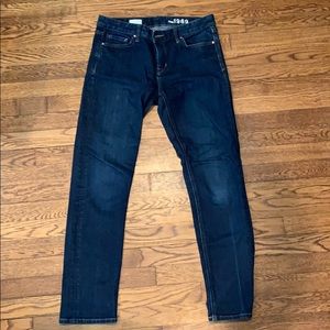 Straight cut jeans